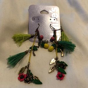 Pineapple Palm Tree Tassel Dangle Earrings NWT